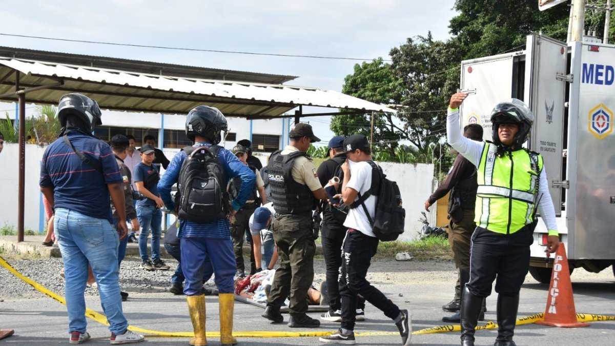 Un presunto sacapintas murió cuando huía, en El Guabo.