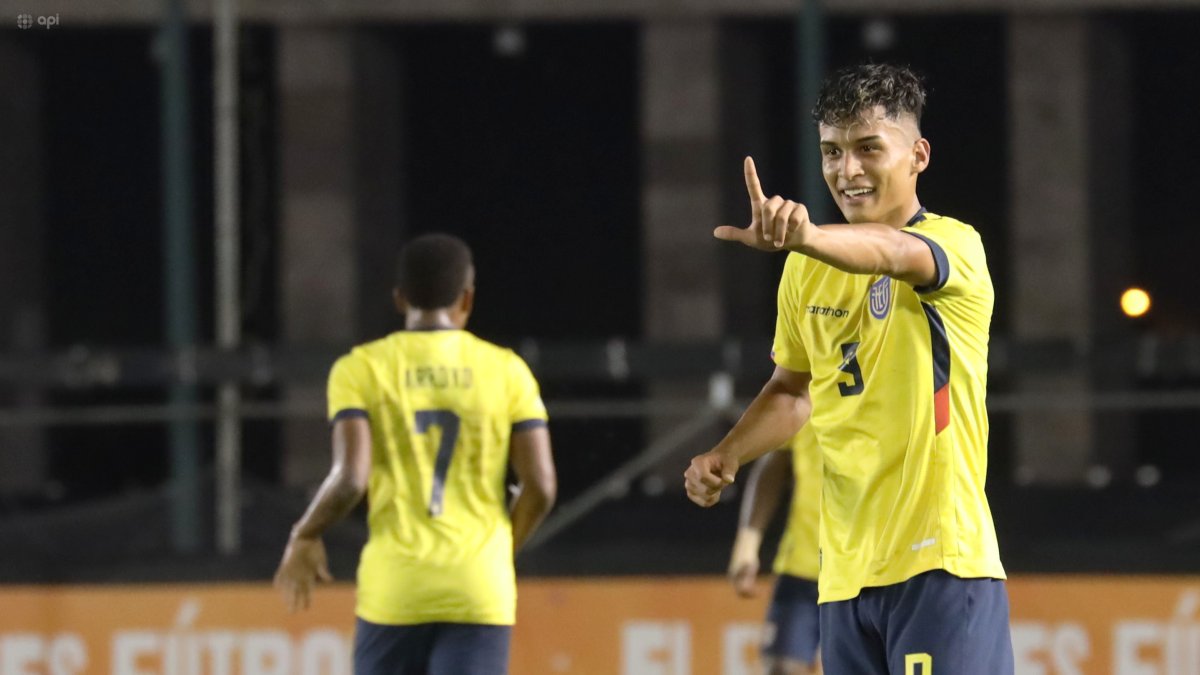 Michael Bermúdez marcó el gol del empate de la Tri ante Chile y que le sirvió para acceder al hexagonal final.