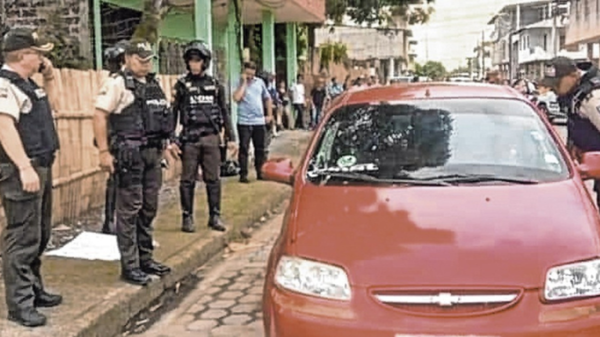 Uno de los fallecidos tenía antecedentes penales por robo y tenencia de armas.