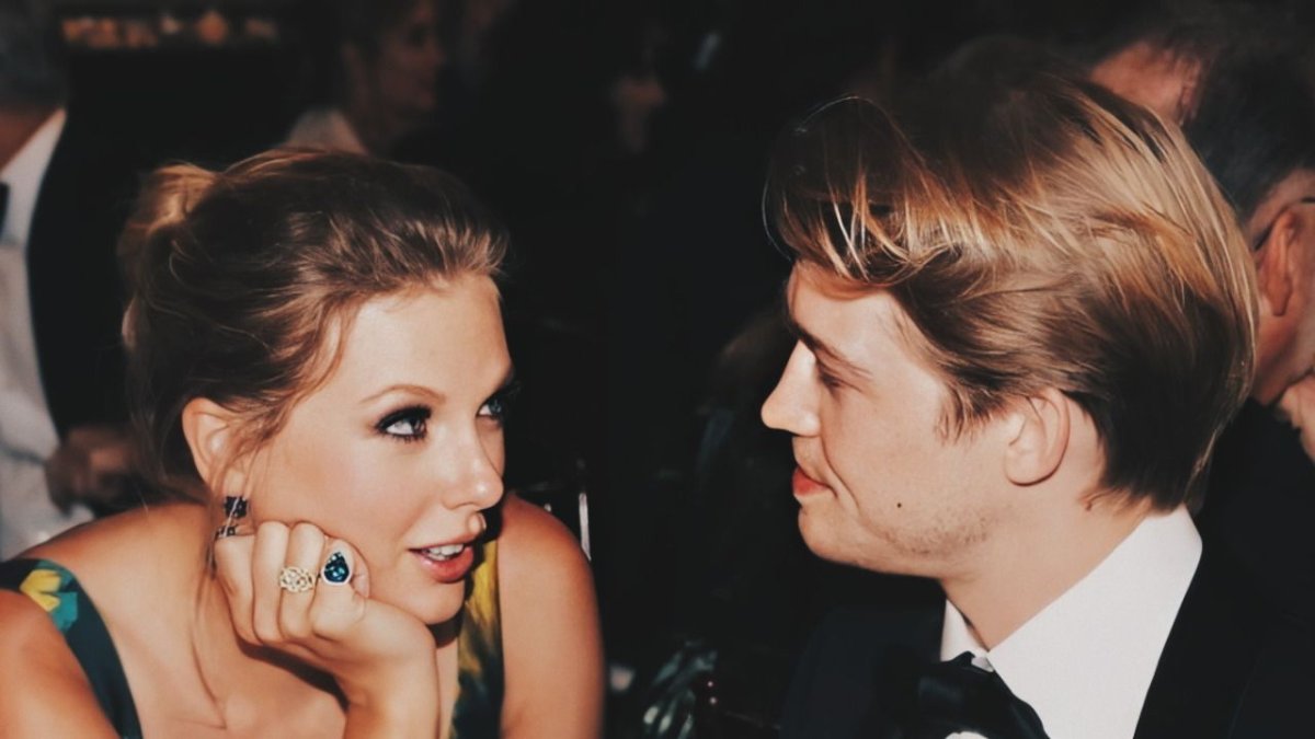 Taylor Swift y Joe Alwyn en los Golden Globes 2020.
