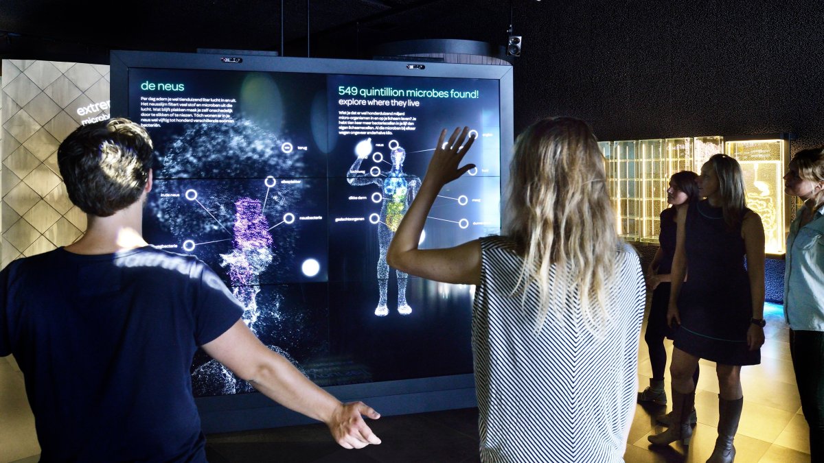 Hecho. En Ámsterdam está un museo que reúne cientos de muestras de microbios y bacterias.