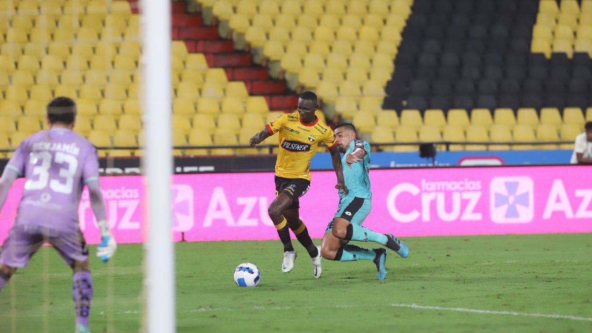 El cuadro torero logró un importante triunfo la noche del lunes en el Monumental.