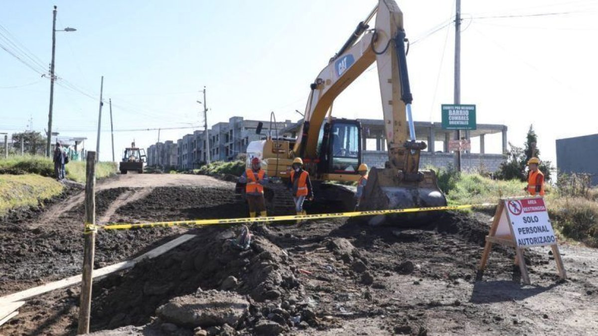 Estado. Existen trayectos solamente de tierra y en invierno empeoran.