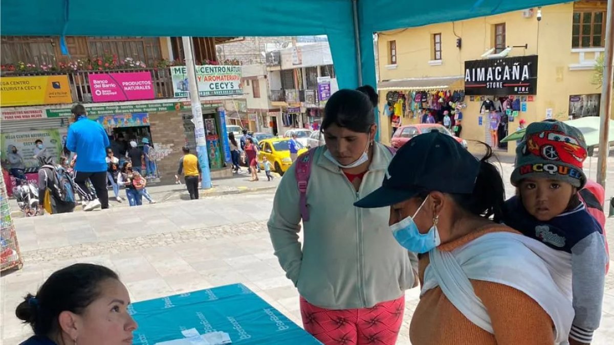 Trámite. Imagen referencial de la atención de entidad pública.