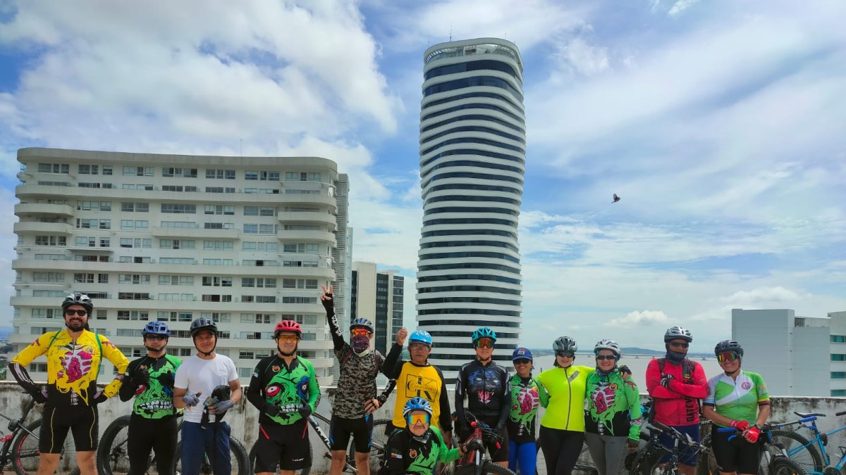 En dos años Zombies Cyclists acumula 5  jerseys.