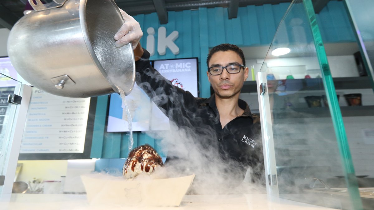 Heladería.- Los locales ahora ofrecen los helados sin azúcar y sin lactosa para quienes así lo prefieren.