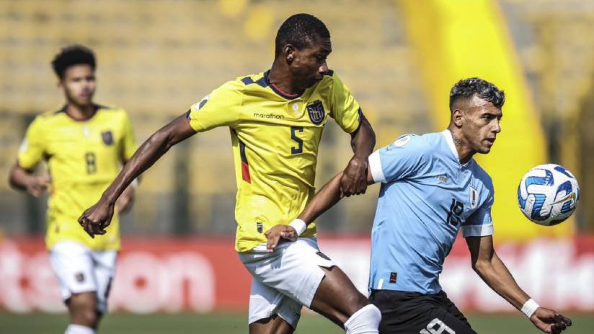 Denil Castillo es pretendido por el Shakhtar Donetsk.