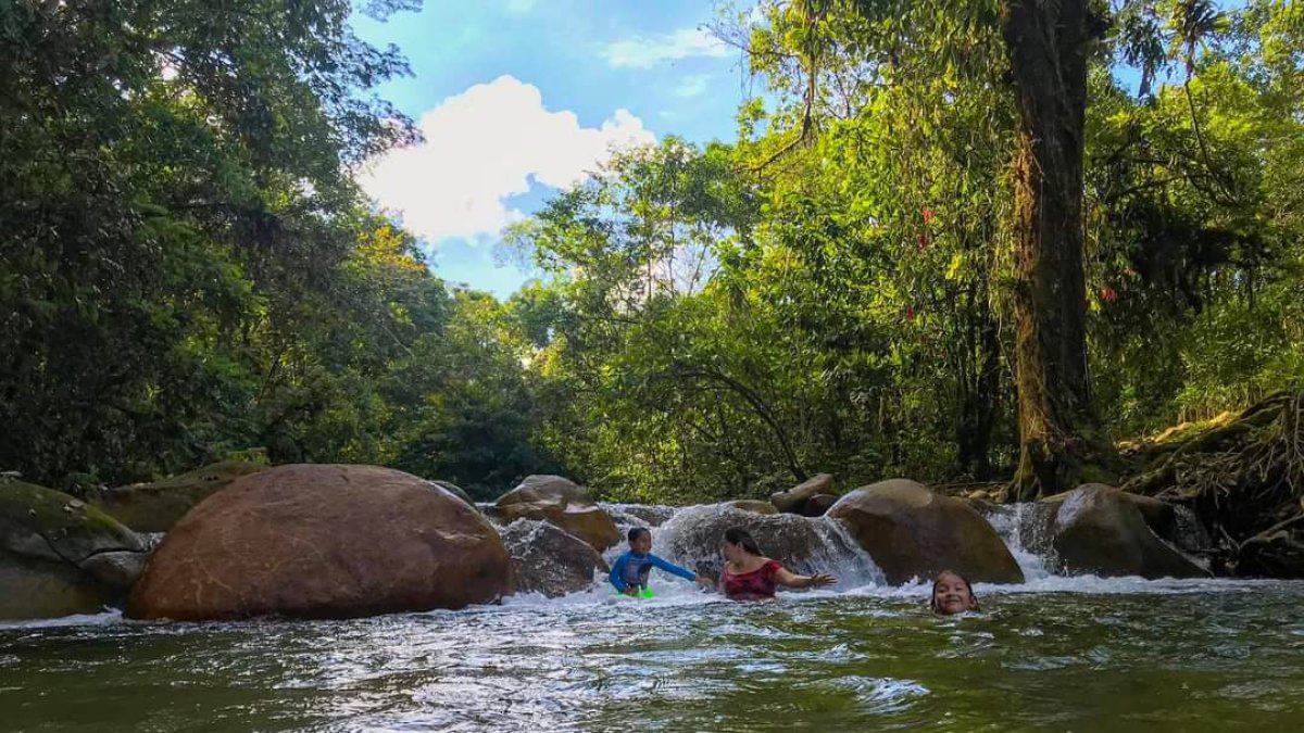 Los comuneros kiwchas amazónicos de Muyuna se dedican al turismo comunitario.