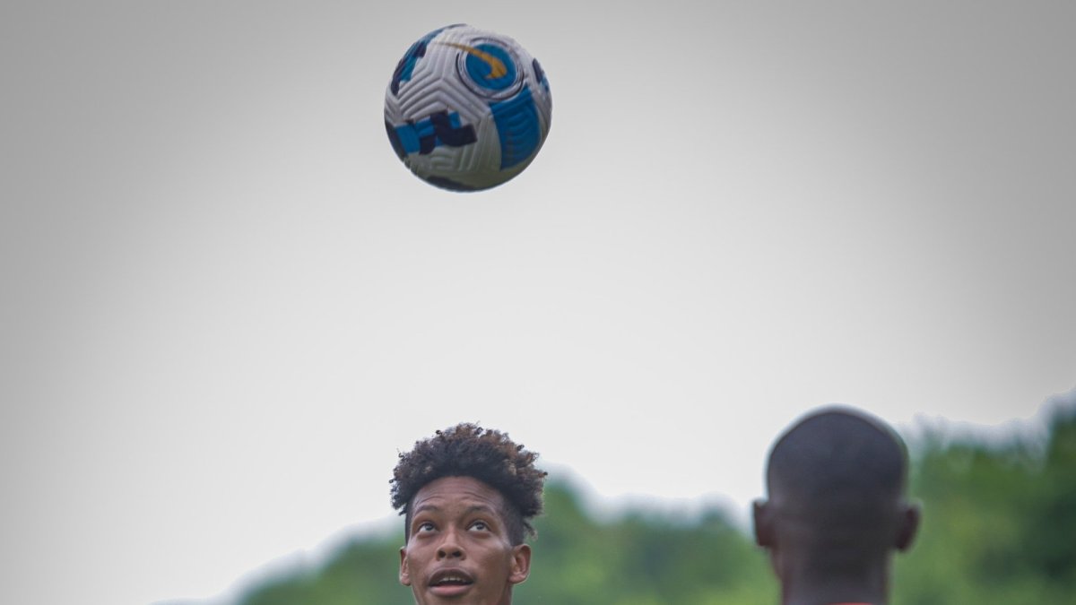 Joshué Quiñónez es uno de los jugadores que se planea será titular ante Liga.