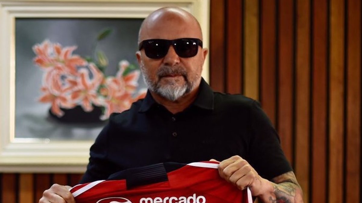 Jorge Sampaoli fue presentado como nuevo entrenador de Flamengo.