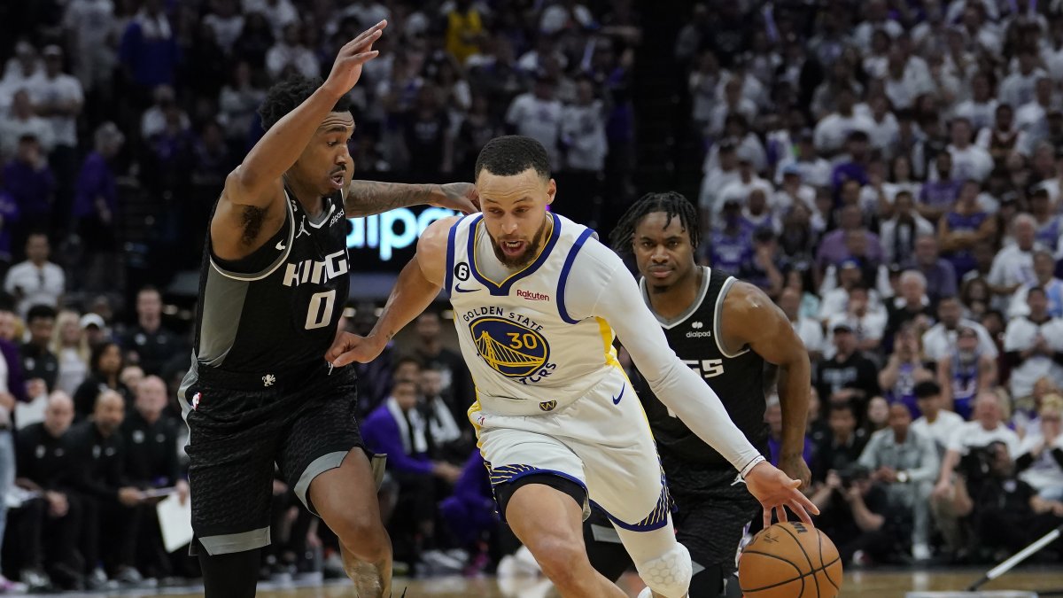 Mal augurio de los Warriors, campeones vigentes de la NBA, en este inicio de playoffs. Sus ocho anillos hoy no se notan.