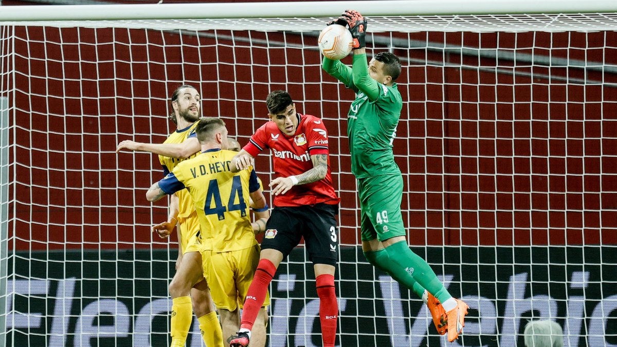 El ecuatoriano (i) jugó como lateral por izquierda este domingo 16 de abril.