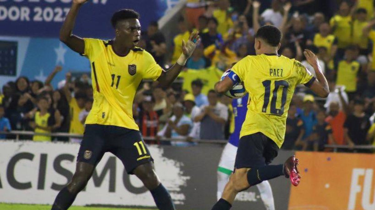 La mini TRI tendrá una dura prueba ante Brasil.