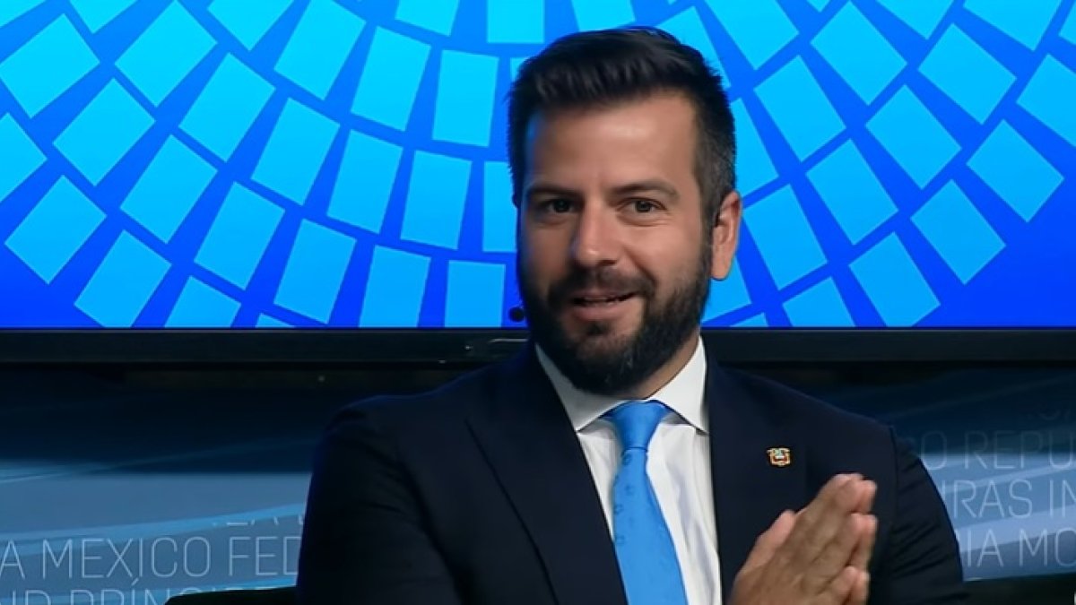 El ministro de Economía y Finanzas, Pablo Arosemena, en una exposición frente al Banco Mundial.