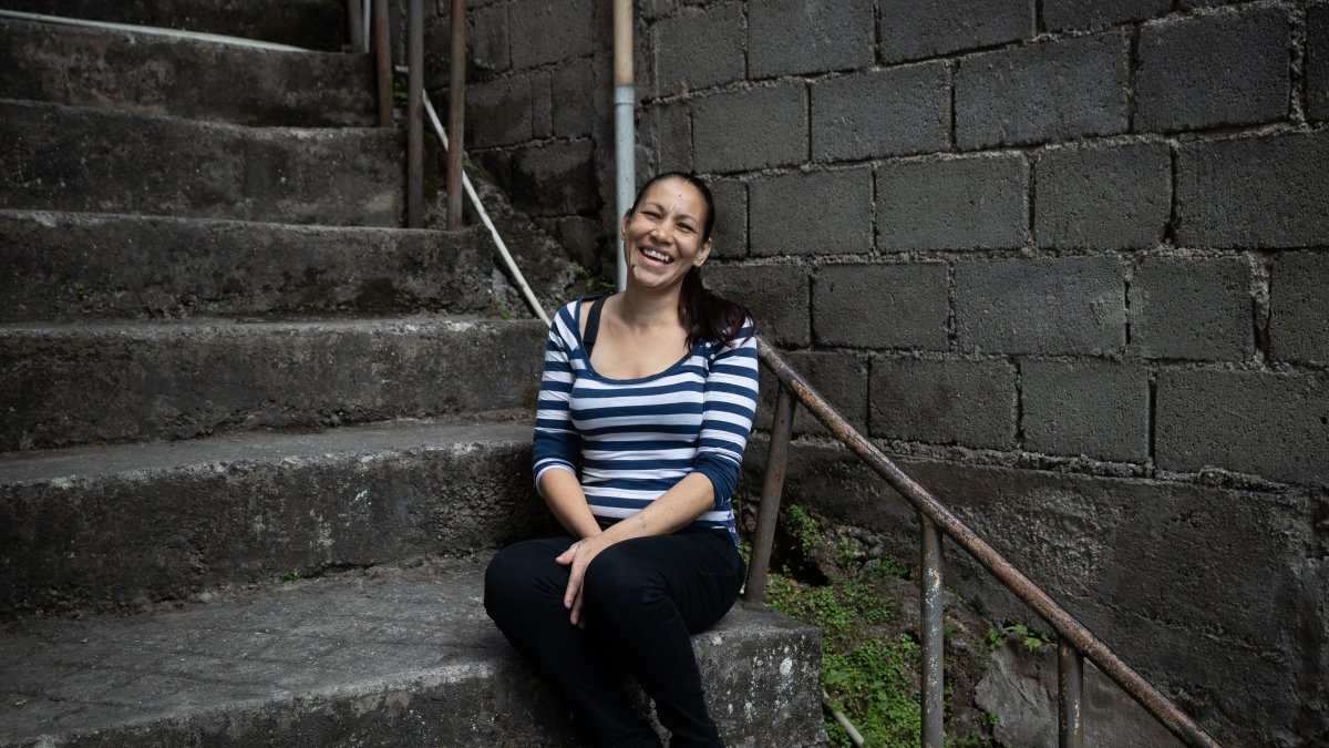 Pistas. Yaizis Hidalgo, de 44 años, es una  ama de casa que ayuda en un comedor social de Caracas.