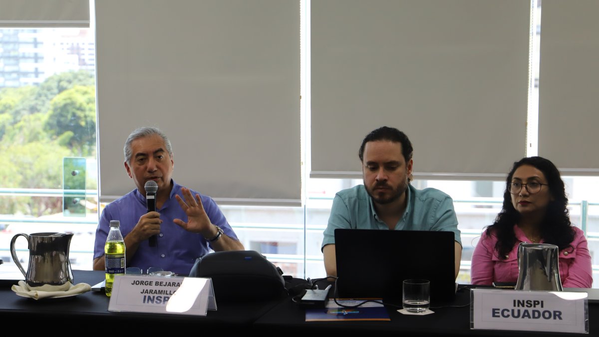 Jorge Bejarano, director ejecutivo del Inspi, durante su intervención en el taller en Lima.