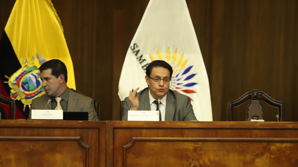 Previo a su candidatura presidencial, Villavicencio fue legislador y presidente de la mesa de Fiscalización.