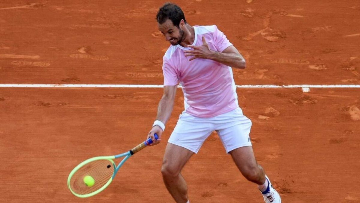 El francés logró vencer a su rival en 2 sets.