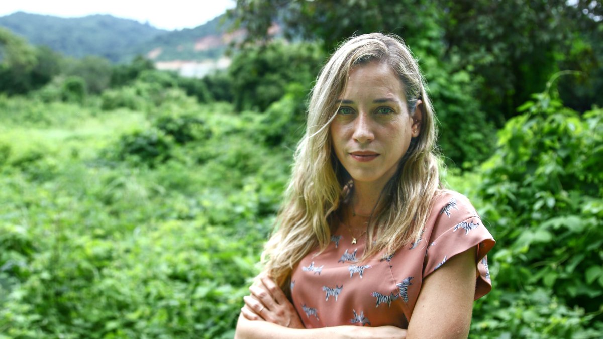 Figura. La ambientalista durante su encuentro con EXPRESO.