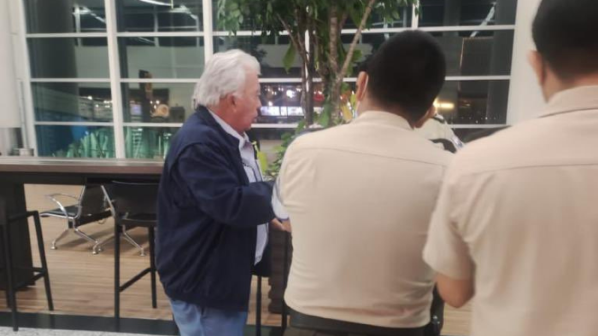 Operativo en aeropuerto de Guayaquil impide que Danilo Carrera salga del país