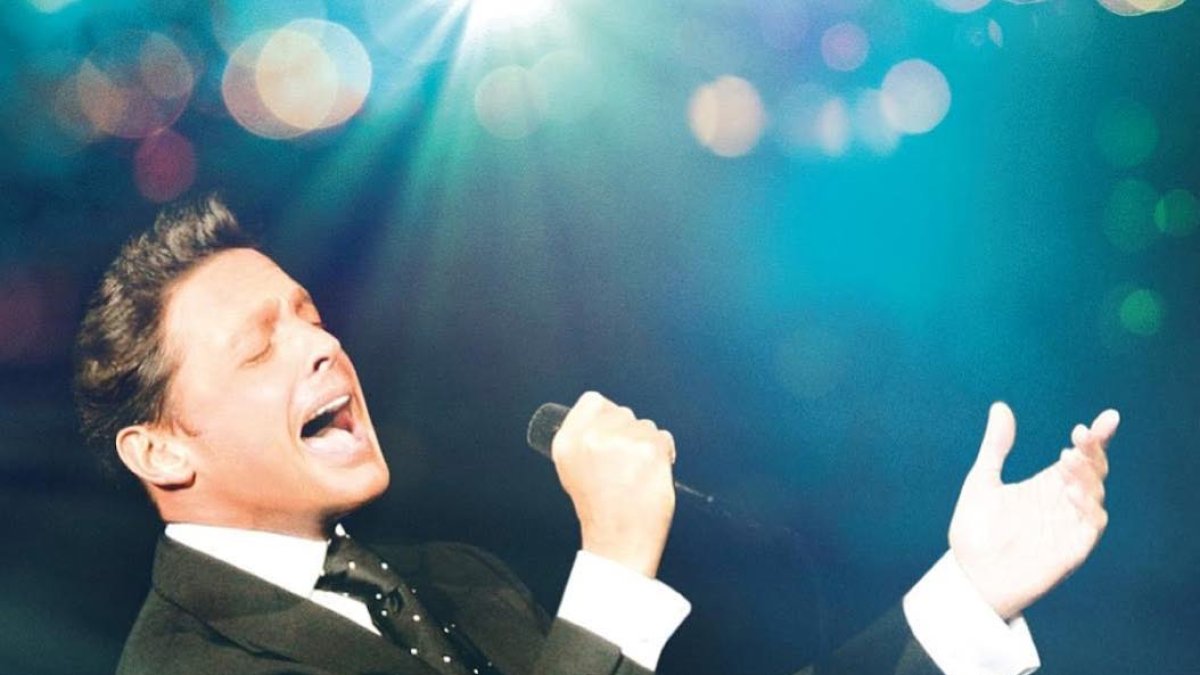 La última vez que el artista cantó en Guayaquil fue en el año 2012. Siete años después, habiendo llegado al Puerto Principal, no se presentó y dejó al público plantado.