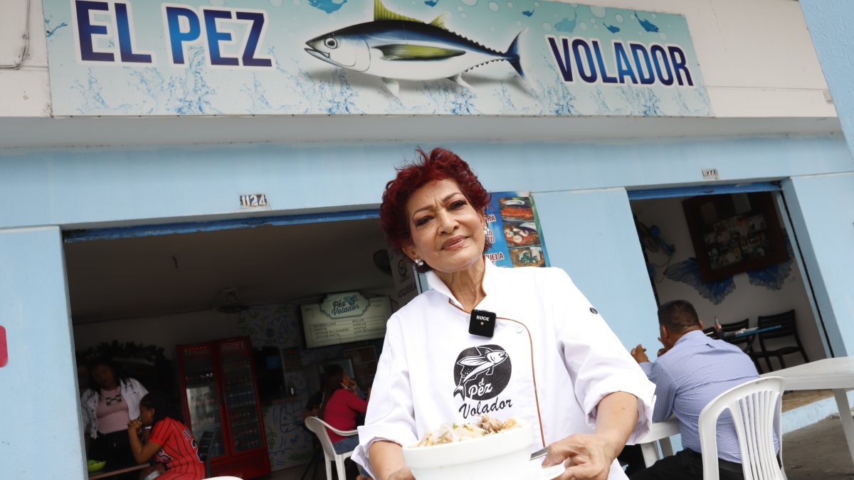 Empresaria.- Angélica Cujilán fundadora de el restaurante El Pez Volador.