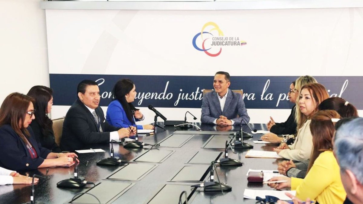 Quito. El 24 de marzo pasado, Wilman Terán, presidente de la Judicatura, se reunió con la Asociación de Secretarios Judiciales.