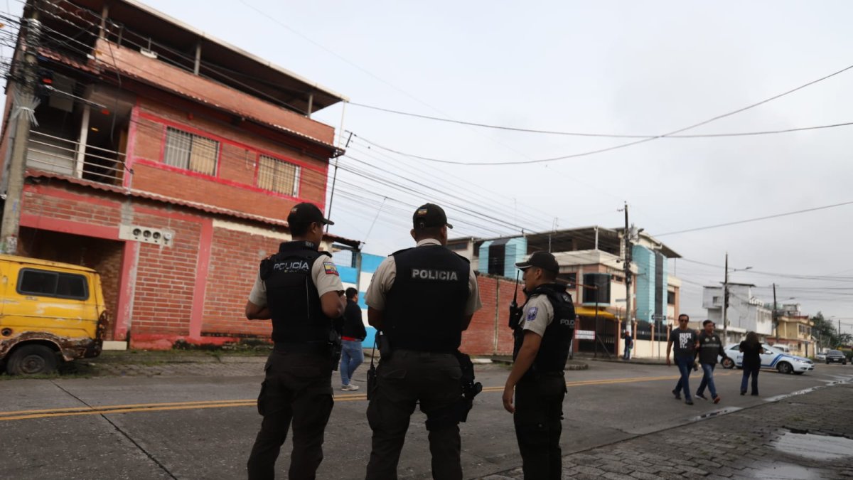 Policía en Samanes por atentado con artefacto explosivo