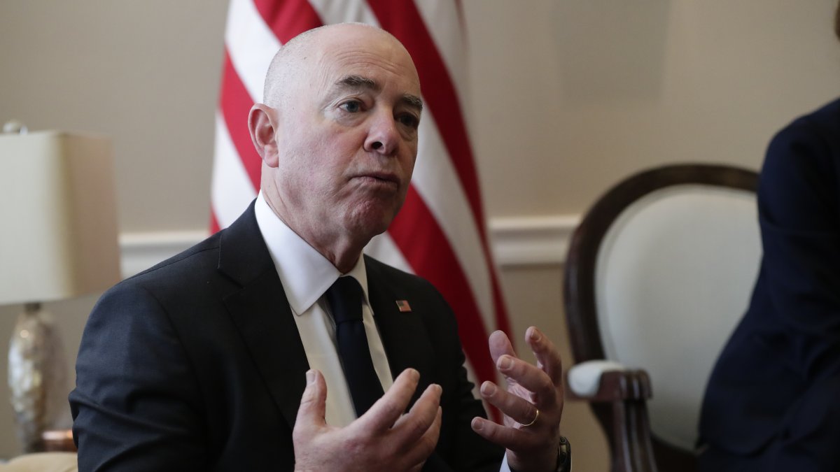 Fotografía de archivo del secretario de Seguridad Nacional de EE.UU., Alejandro Mayorkas.