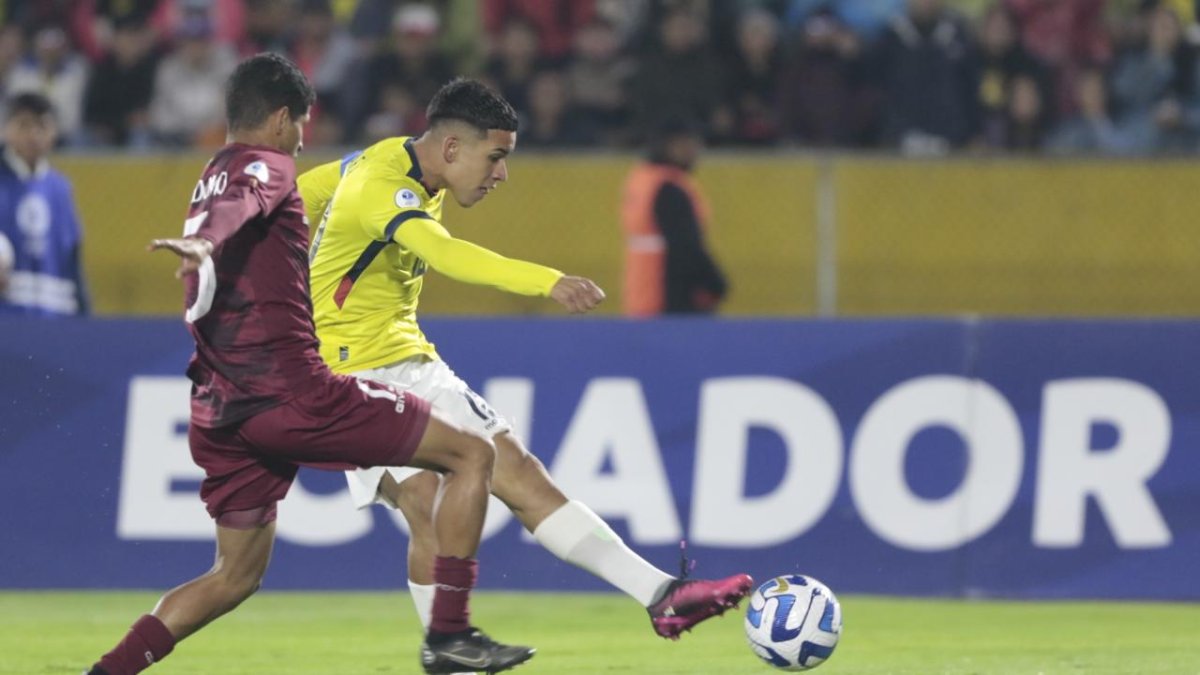 Kendry Páez adelantó a los dueños de casa.