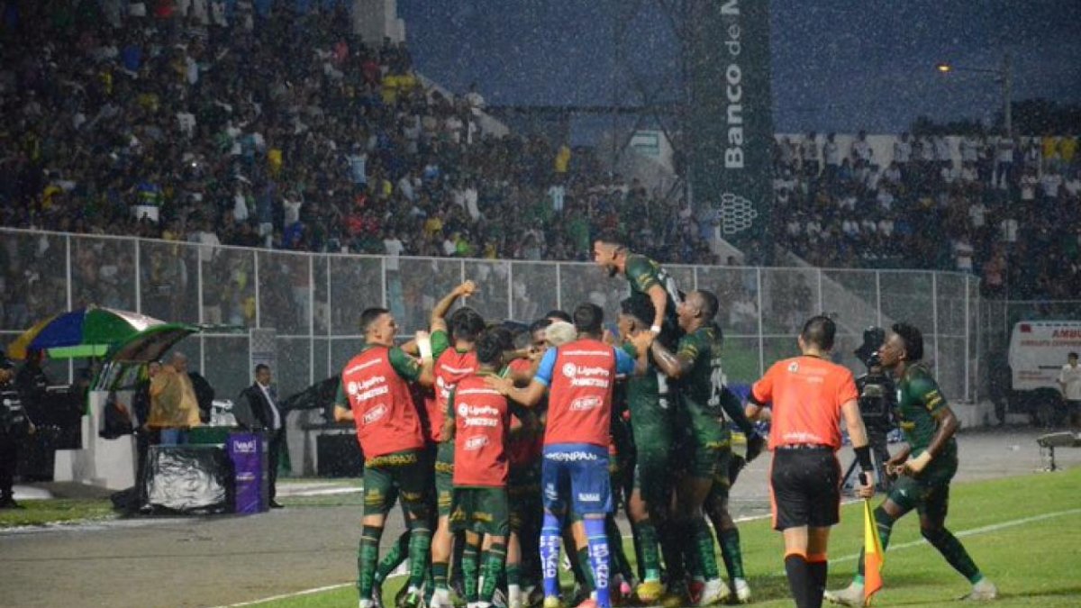 Orense sumó 14 puntos en la tabla de posicione