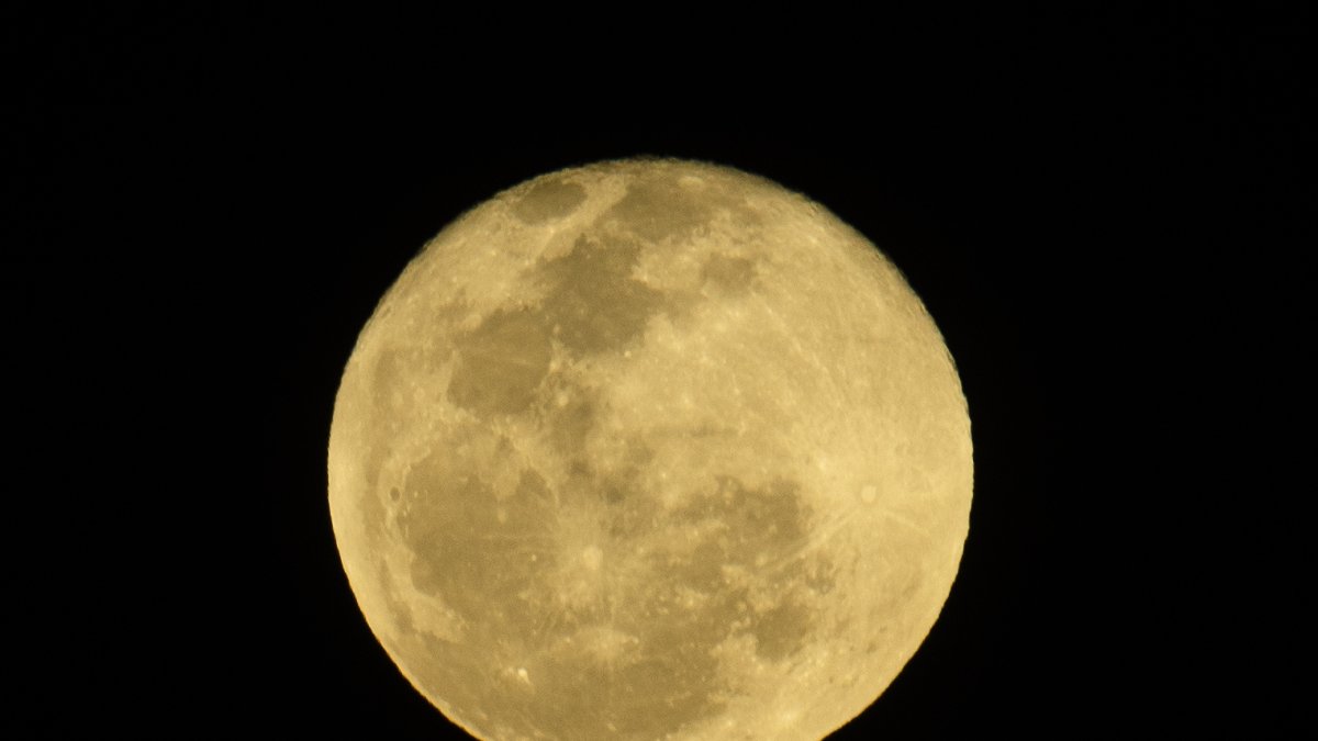 Imagen de archivo de la luna llena