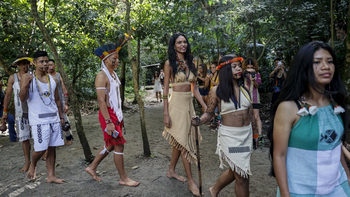 Apertura. Con motivo del Día de los Pueblos Indígenas, las comunidades de Jaraguá organizaron un  festival cultural para compartir su modo de vida.