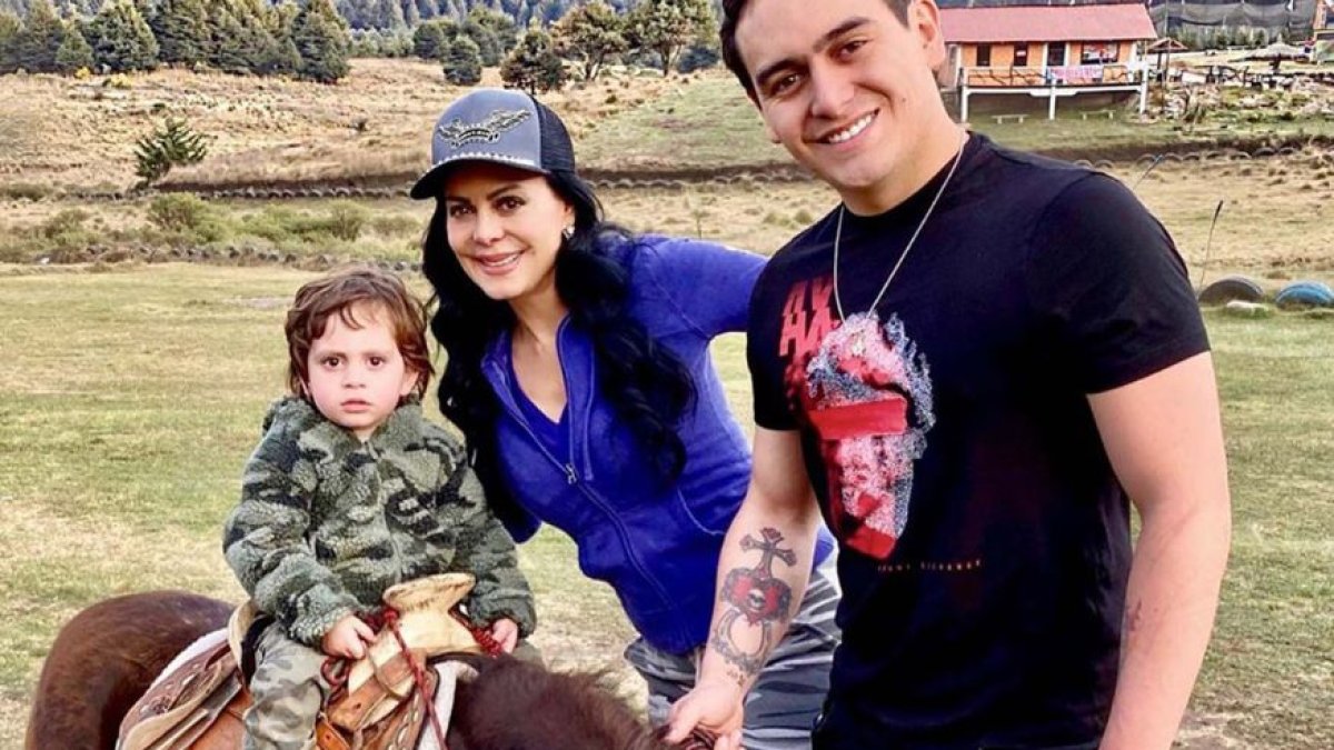 Maribel Guardia y su hijo