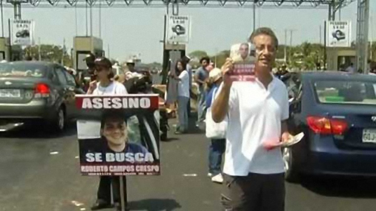 Familiares de María Fernanda realizaron varios plantones para pedir justicia y la captura de Campos.