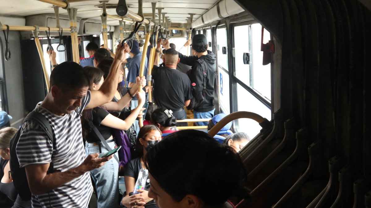 El sistema de transporte urbano Metrovía.