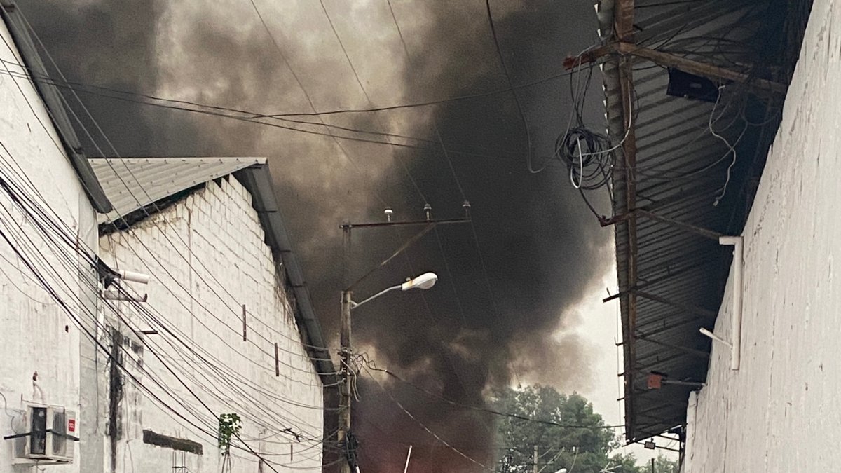 Hecho. Pasadas las 17:30 se registró el incendio en esta zona del norte.