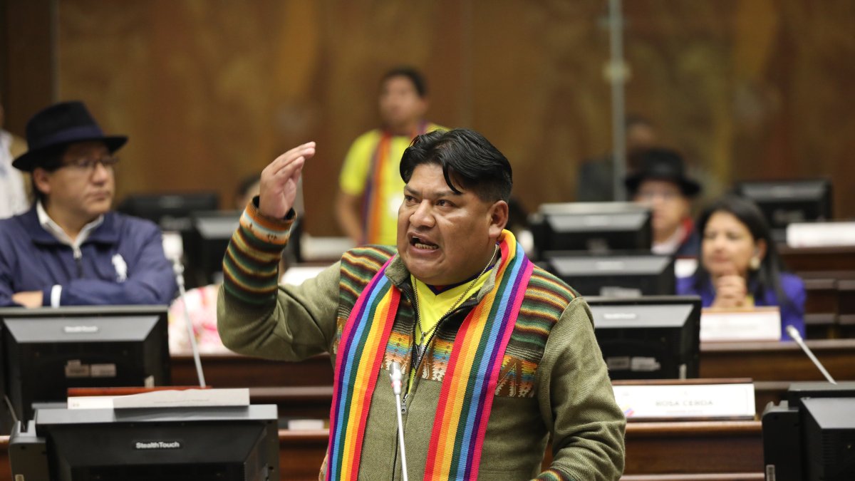 Pleno. Peter Calo, está en la lista de los legisladores procesados por cohecho, delincuencia organizada, etc.