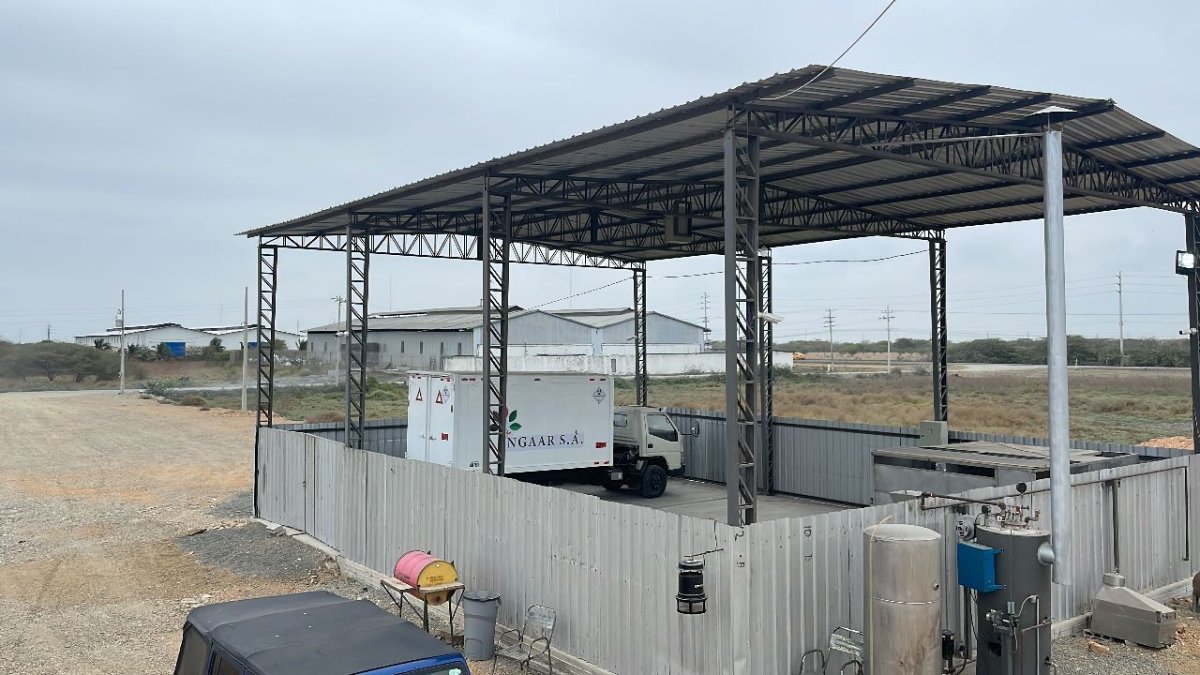 Durán. Una planta de desechos hospitalarios de Ingaar lleva un año sin poder inaugurar operaciones.