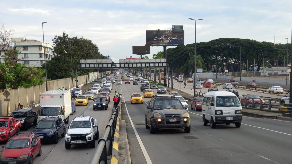 El tránsito en la Pedro Menéndez estará habilitado solo hasta las 9:00.