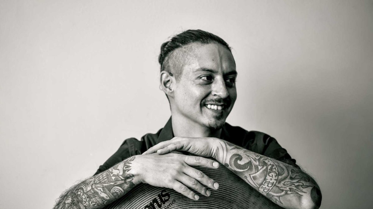 El artista quiteño, junto a su grupo de jazz, tiene previsto presentarse en Colombia y en República Dominicana.