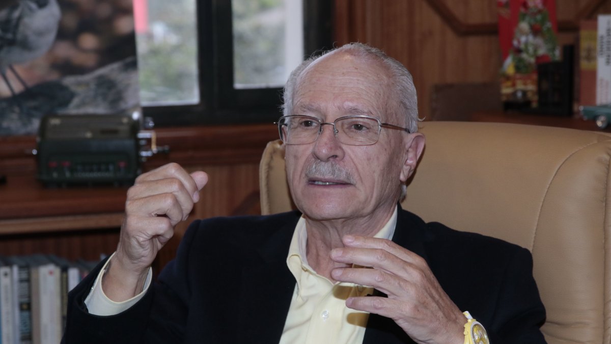 Entrevista a Carlos Montúfar, director del Consejo Académico de la Universidad San Francisco, en Cumbaya.