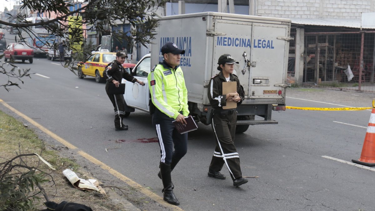 Pericias. Tras un evento de este tipo, miembros del SIAT analizan la zona