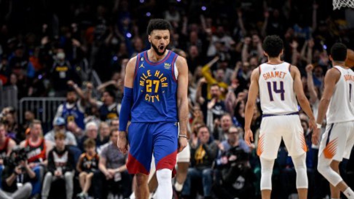 Murray lideró con 34 puntos a los Nuggets en Denver en una clara victoria ante los Phoenix Suns