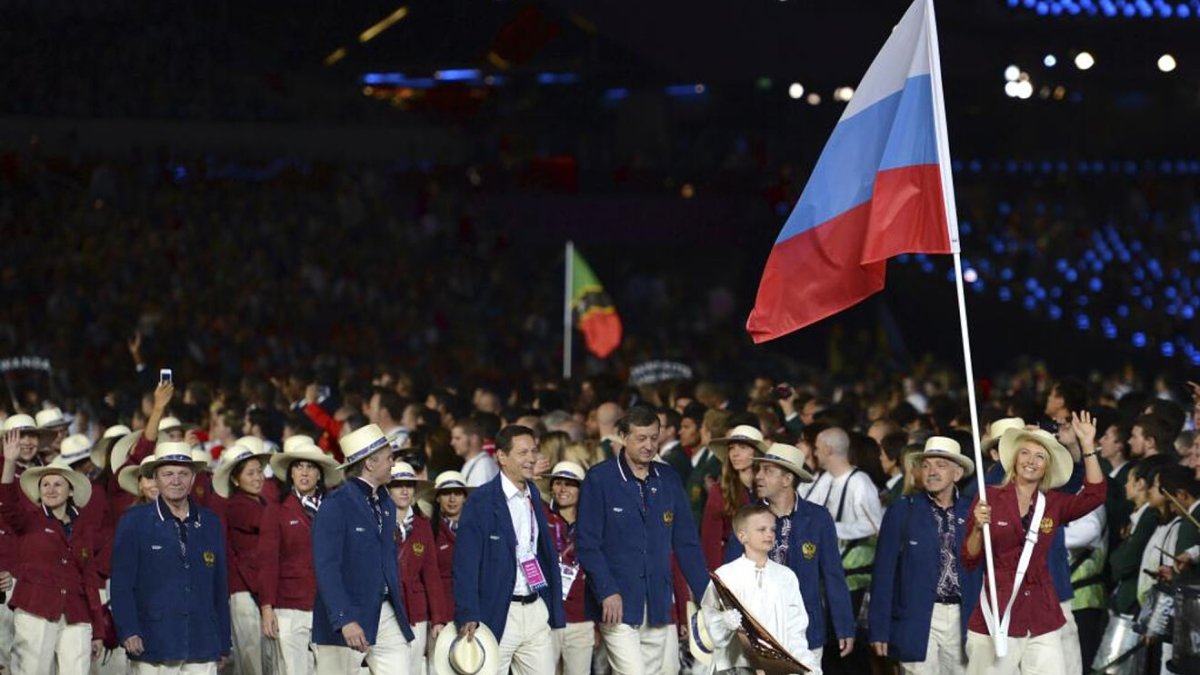 Los deportistas rusos podrán competir con su bandera nacional, sino neutral.