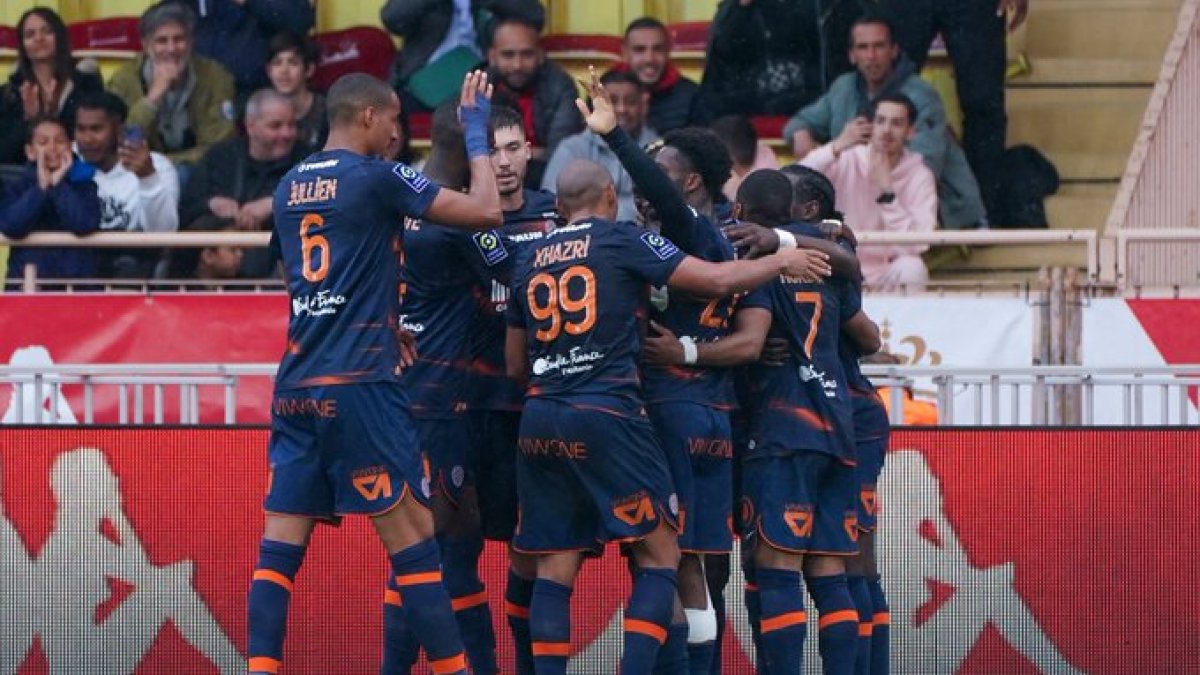 Los jugadores del Montpellier tras la goleada.