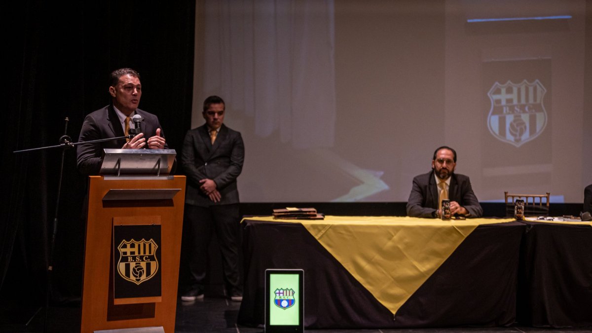 Alfaro Moreno, presidente de Barcelona.