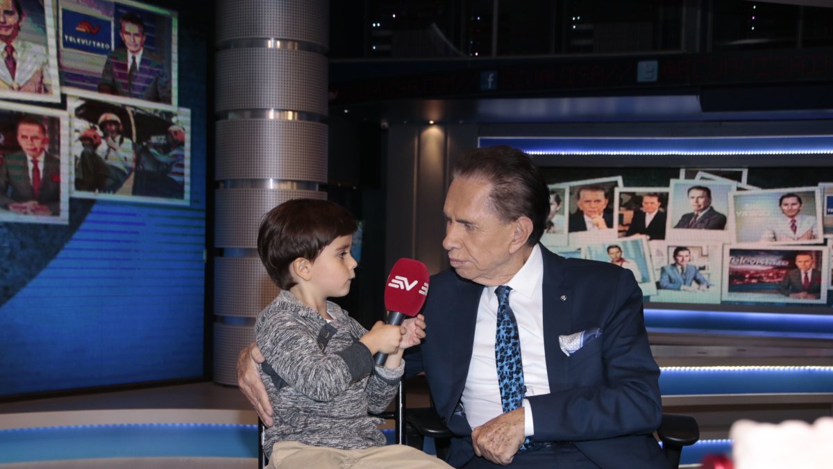 Con su nieto, Antonio. ¿Será su reemplazo?