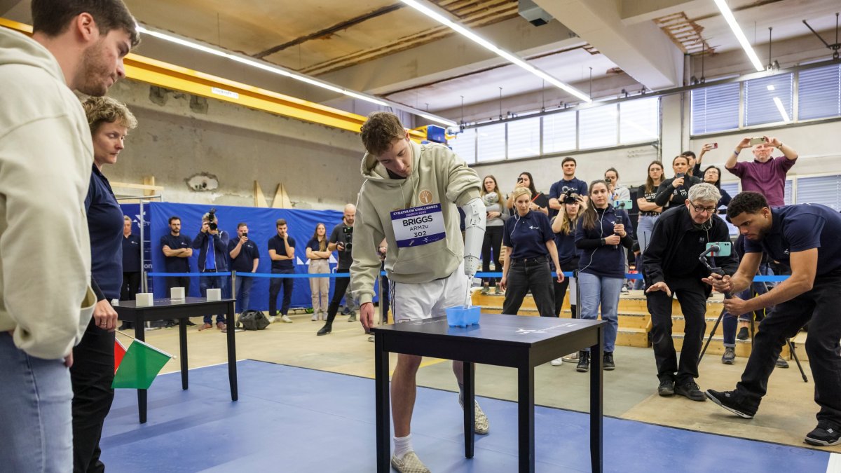 La innovación desarrollada en la Universidad Politécnica de Cataluña es una innovación que usa técnicas de inteligencia artificial para responder a los impulsos nerviosos del usuario