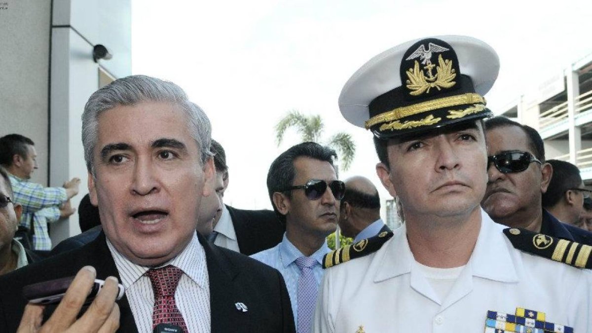 En 2016, Ortega perdió su carrera militar por un roce con el expresidente Rafael Correa.